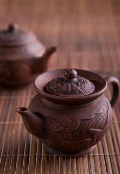 Çin çaydanlık ve teacups — Stok fotoğraf
