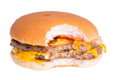 Beyaz arkaplanda balık burger izole