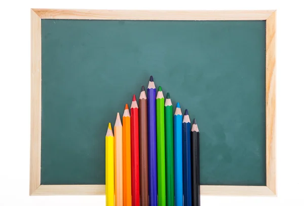 School Concept-Color Pencil on Blackboard background — Stock Photo, Image