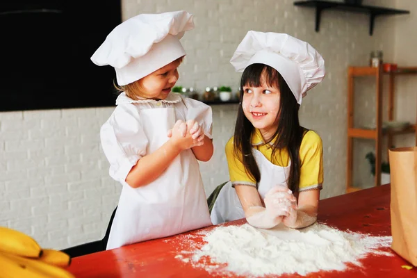 The child cook. — Stock Photo, Image