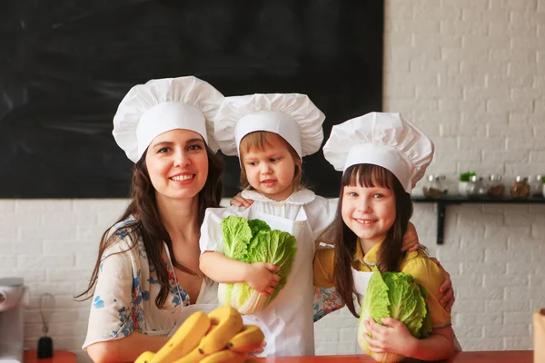 The child cook. — Stock Photo, Image