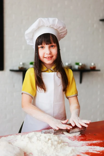 The child cook. — Stock Photo, Image