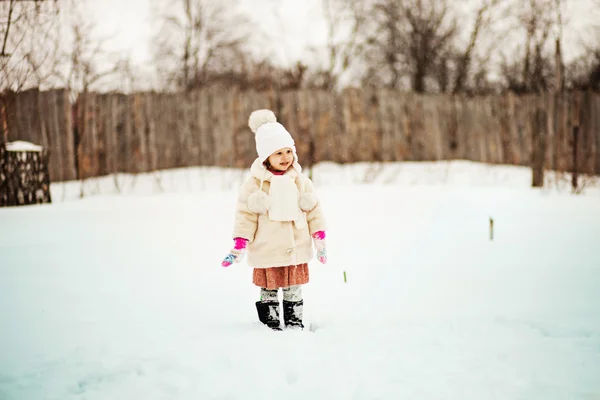 Bambini felici all'aperto . — Foto Stock