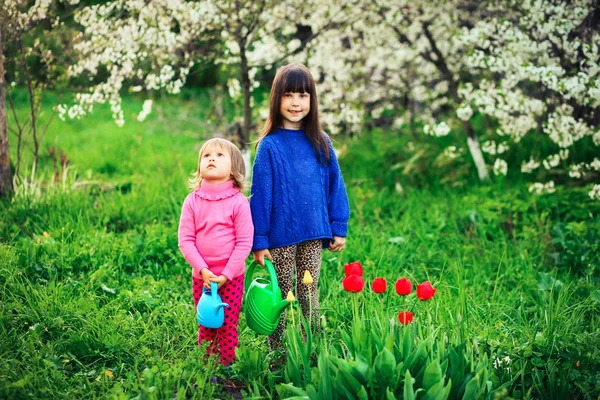 The child in garden. — Stock Photo, Image