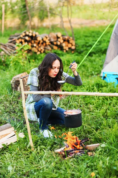 Famille heureux en plein air . — Photo