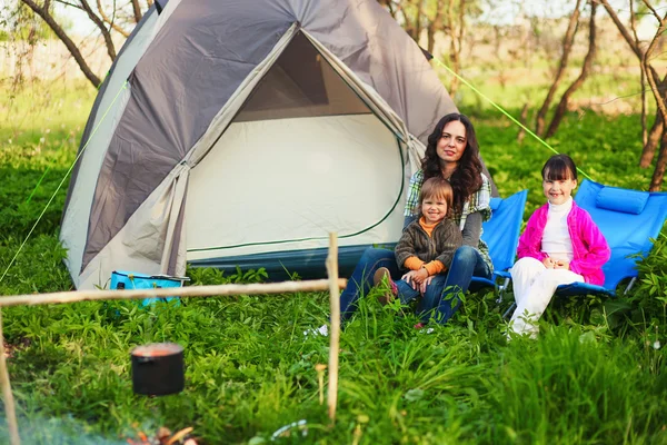 Family happy outdoors. — Stock Photo, Image