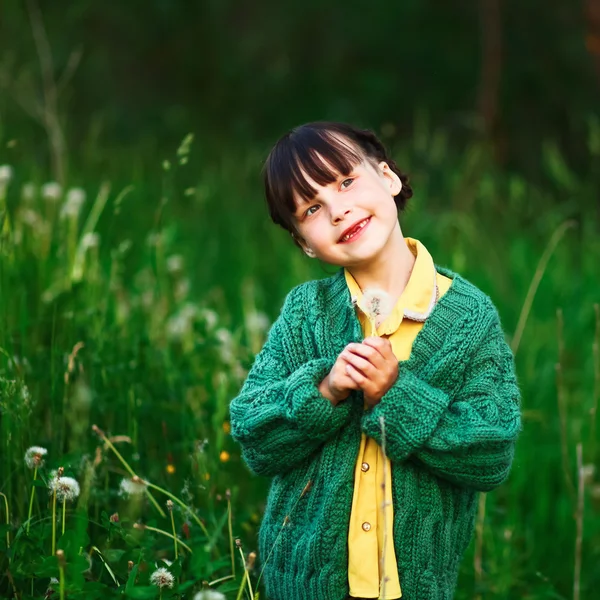 The children happy outdoors. — Stock Photo, Image