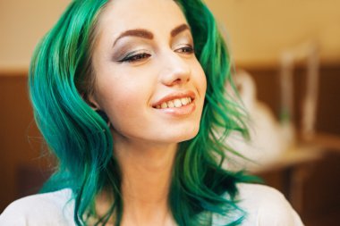 Genç Kadın Portresi.