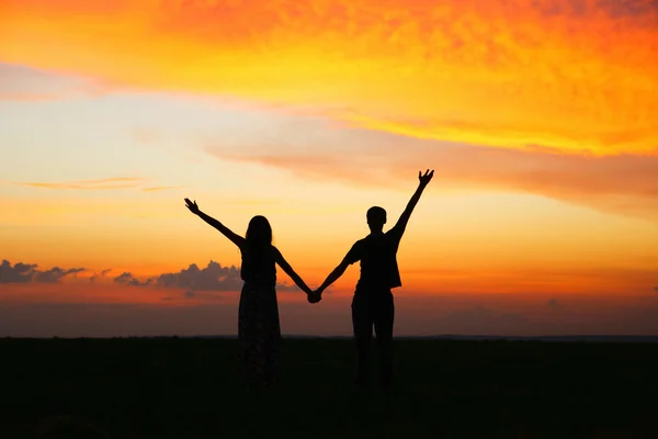 People Holding Hands In Sunset Tumblr People Holding Hands In Sunset Tumblr