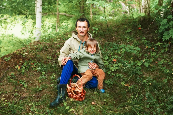 Children in forest. — Stock Photo, Image