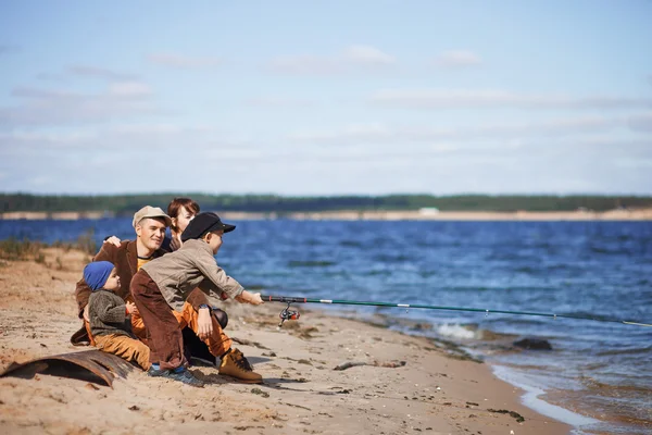 Die Familienfischerei. — Stockfoto