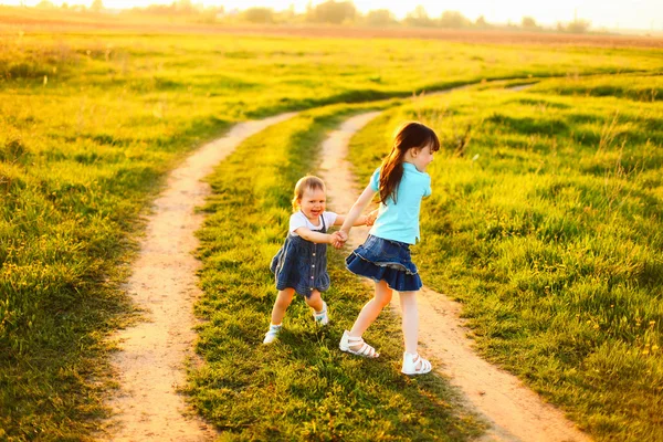 Niños. —  Fotos de Stock