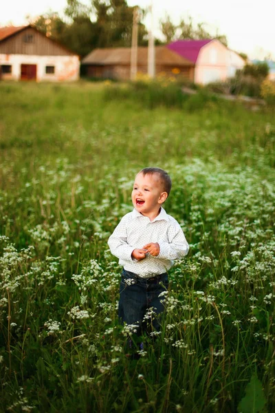 Niño. —  Fotos de Stock