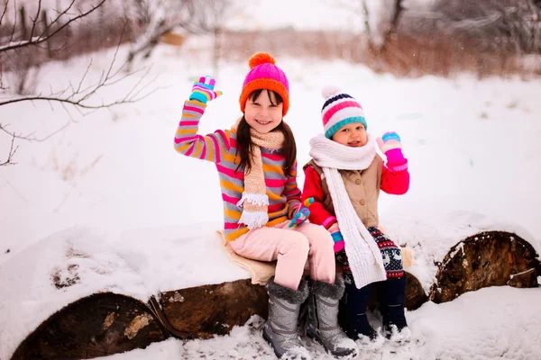 Die glücklichen Kinder. — Stockfoto