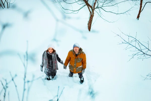 O jovem casal . — Fotografia de Stock