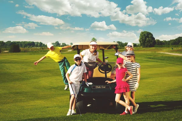 Competencia de golf infantil —  Fotos de Stock