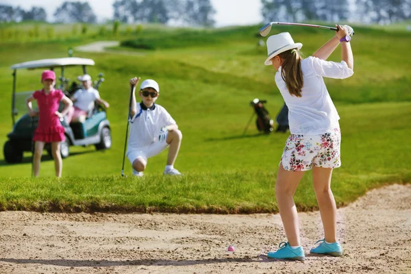 Dzieci golf konkurencja — Zdjęcie stockowe