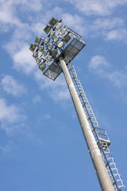Stadyumda projektörler
