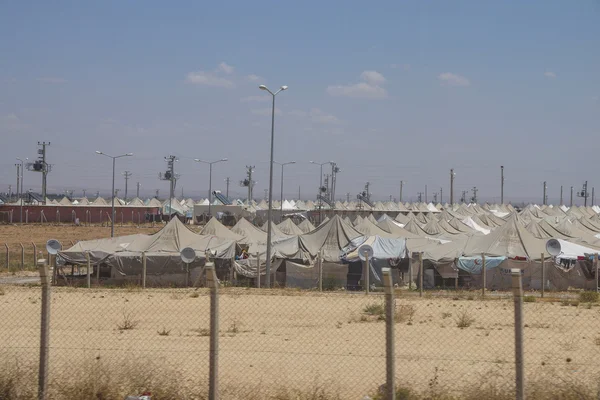 akcakale Suriye mülteci kampı