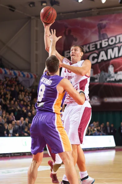 BC Krasnye Krylia para a frente Yuri Vasilyev (10 ) — Fotografia de Stock