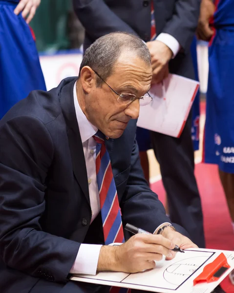 BC Cska trener Ettore Messina podczas timeout — Zdjęcie stockowe