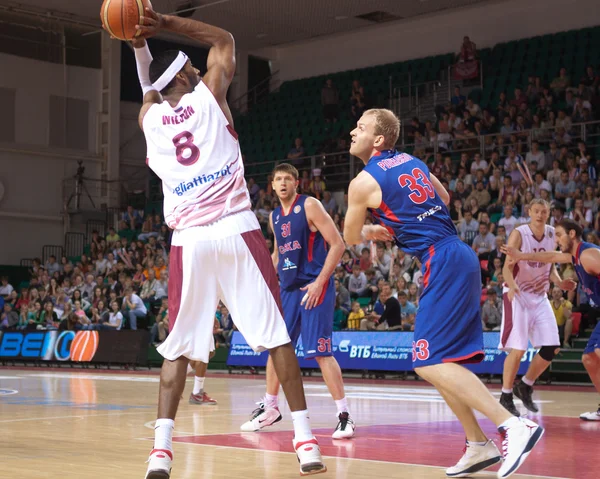 Броски в баскетболе стоковые фото, изображения Скачать