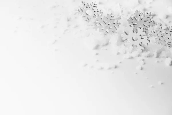 Kerst Achtergrond Met Kopieerruimte Gemaakt Van Sneeuwvlokken Sneeuw Pastelgrijze Achtergrond — Stockfoto