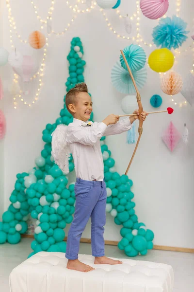 Cupido Lindo Niño Con Alas Flecha Arco Día San Valentín —  Fotos de Stock