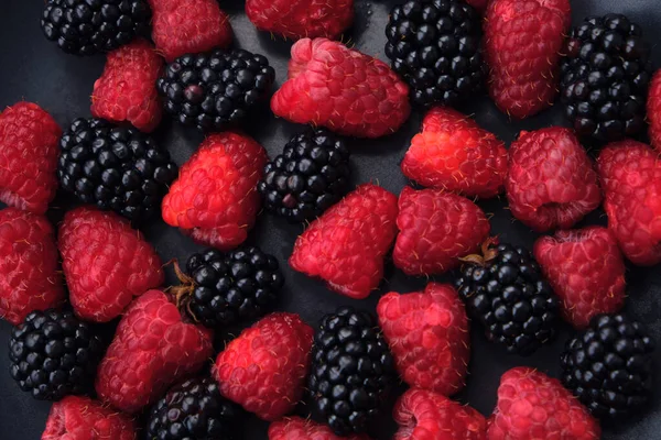 Background Fresh Organic Blackberries Raspberries Close Lot Ripe Juicy Wild — Foto Stock