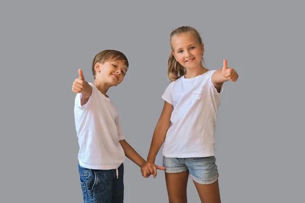 Cute Two Kids Little Boy Girl White Shirts Show Thumbs — Foto de Stock