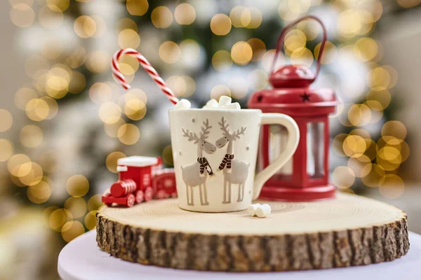 Fondo Luces Hadas Cacao Caliente Con Malvaviscos Taza Blanca Con — Foto de Stock