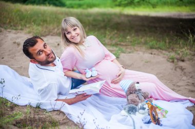 Çocuk için bekliyor