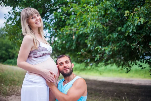 Esperando a un niño — Foto de Stock