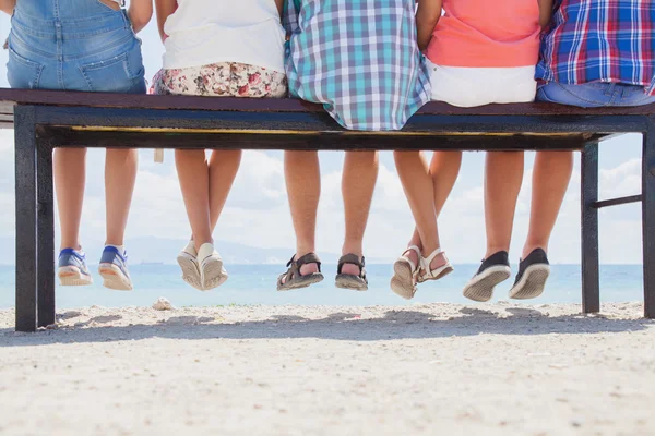 Adolescentes en la hora de verano —  Fotos de Stock