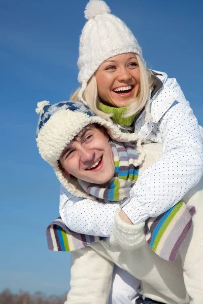 Attractive Young Couple Having Fun Winter Time — Stock Photo, Image