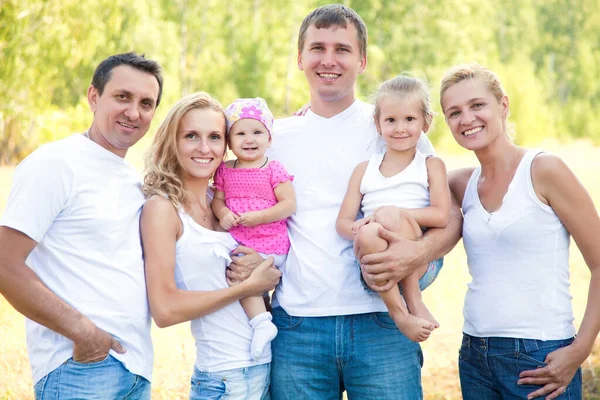Portrait Big Multigenerational Happy Family Outdoors — Stock Photo, Image