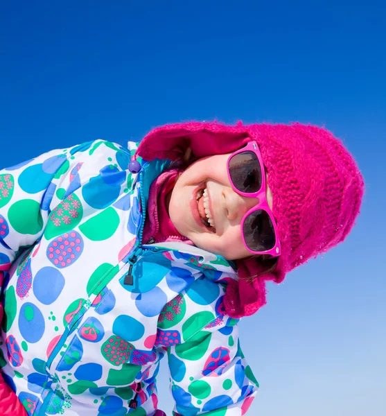 Cute little girl in winter — Stock Photo, Image