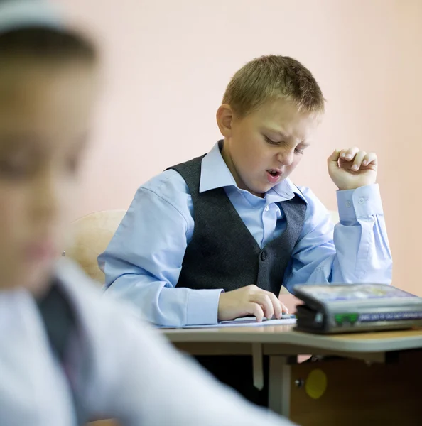 Stresli bir okul çocuğu — Stok fotoğraf