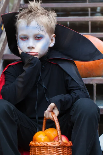 Little boy in fairy costume — 图库照片