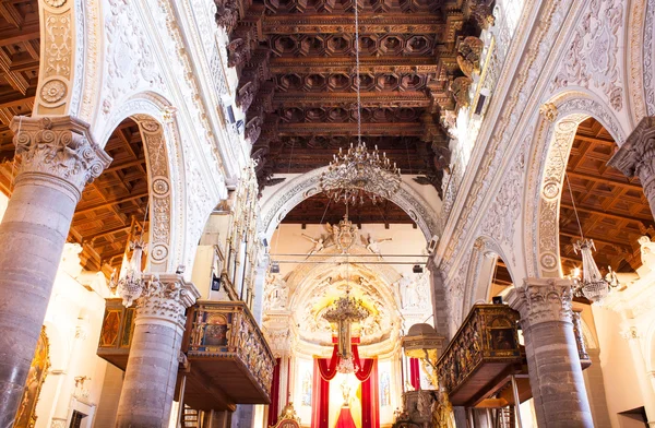 Interior da catedral de Enna — Fotografia de Stock