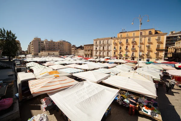 Vista del mercado abierto, Catania — Foto de Stock