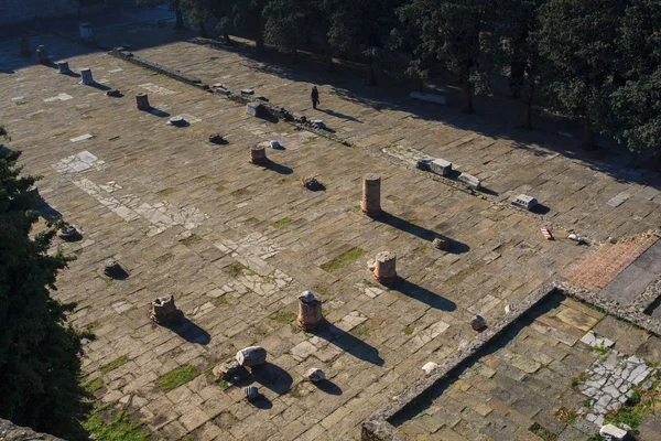 Propylon, Romeinse ruïnes, Trieste — Stockfoto