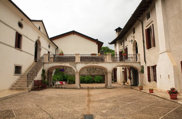 Vista do Palazzo Scolari, Polcenigo — Fotografia de Stock