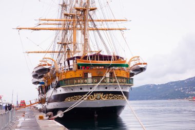 Amerigo Vespucci İtalya Deniz Kuvvetleri uzun boylu bir gemisi