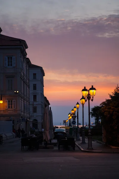 Straat lantaarn, Trieste — Stockfoto