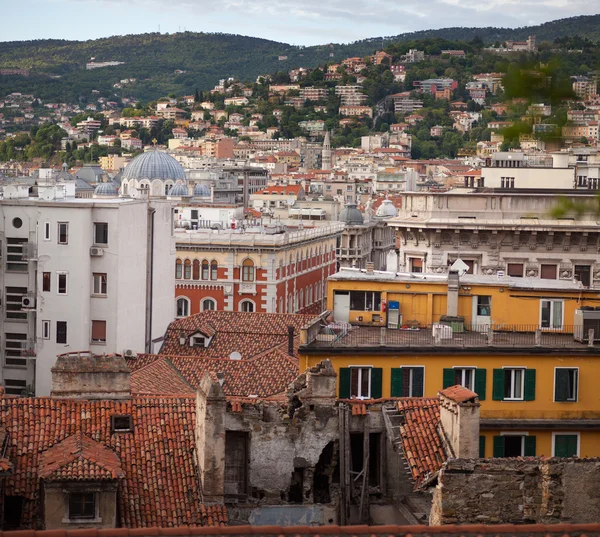 Veduta dei tetti di Trieste — Foto Stock