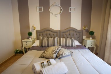 Ares hotel yatak odası