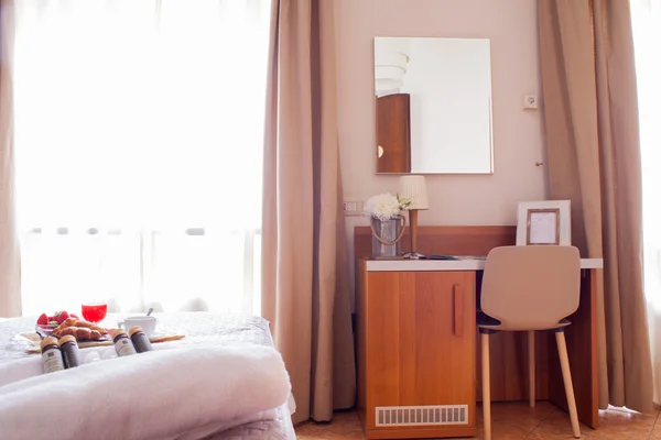 Bedroom of Ares hotel — Stock Photo, Image