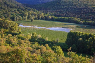 Göl Doberdo görünümünü