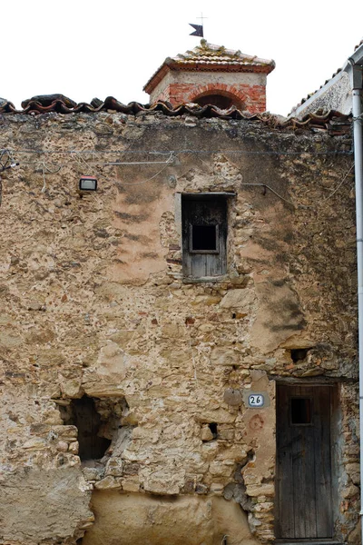 Pohled Staré Dveře Chudého Domu Sperlingě Sicílii Itálie — Stock fotografie